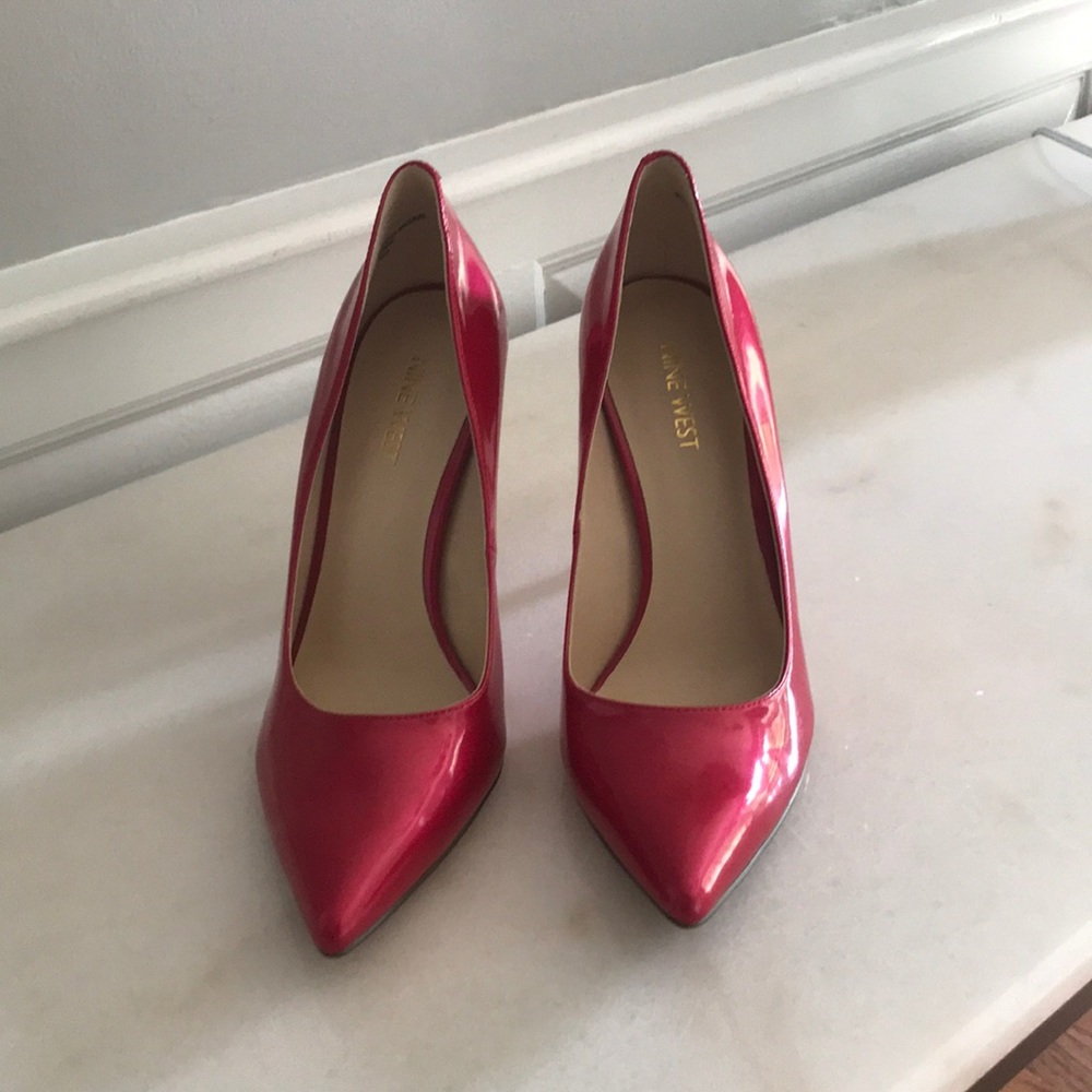 Nine West. Sexy heels!!